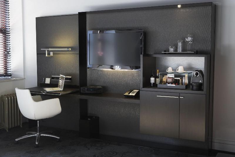 اتاق کلاسیک با تخت دونفره, Hôtel Le Germain Québec