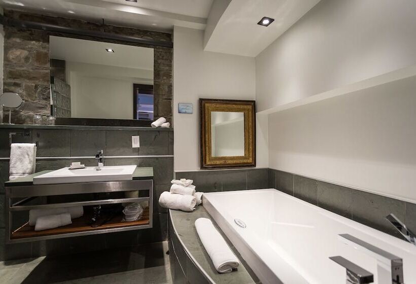 Полулюкс, Le Priori