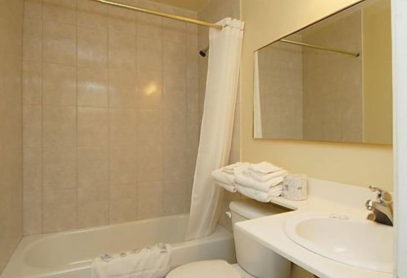 家庭套房, Niagara Lodge & Suites