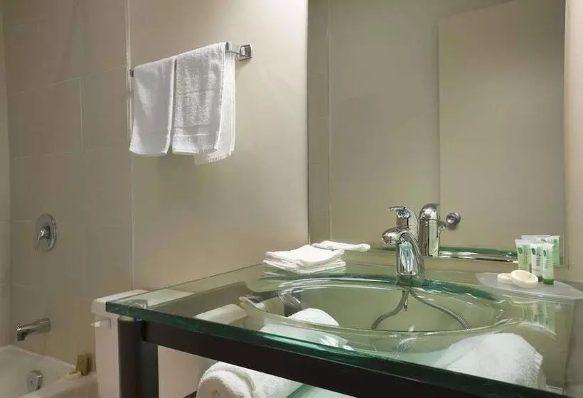 اتاق استاندارد با 2 تخت دوبل, Travelodge By Wyndham Kapuskasing
