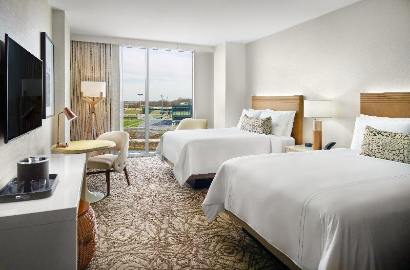 Quarto Superior, Novotel Montreal Center