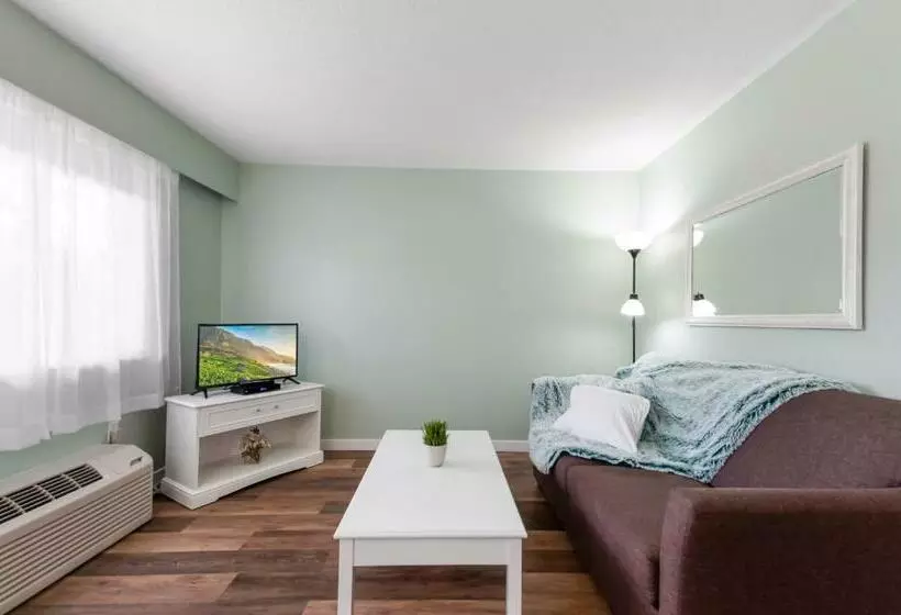 スイート, Okanagan Lakefront Resort