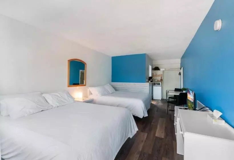 スタンダードルーム, Okanagan Lakefront Resort