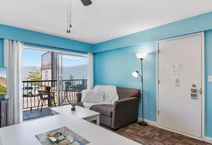 デラックススイート, Okanagan Lakefront Resort