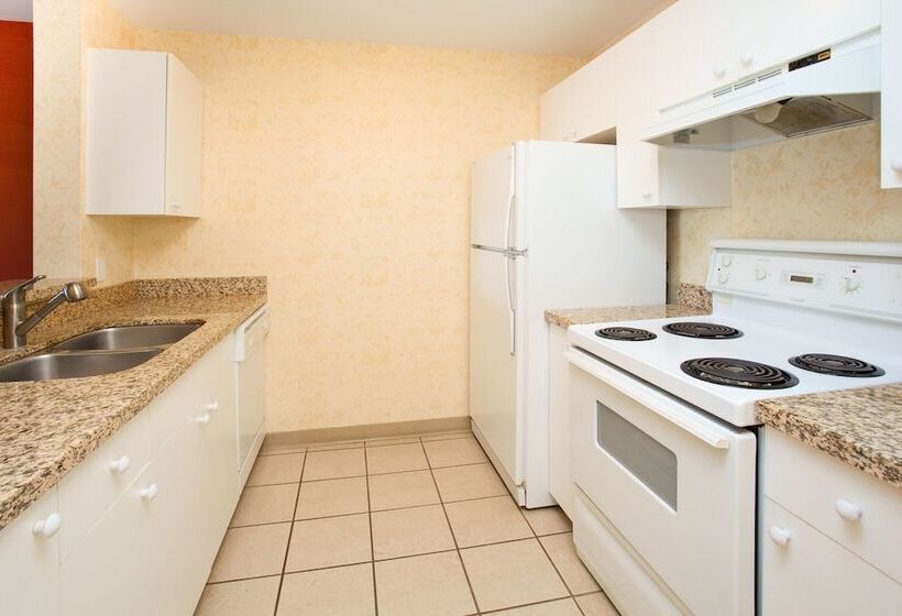 סוויטה מותאמת לאדם עם מוגבלויות, Holiday Inn Osoyoos