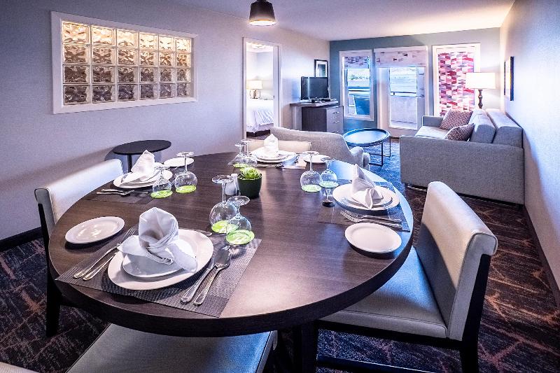 סוויטת 2 חדרי שינה, Holiday Inn Osoyoos