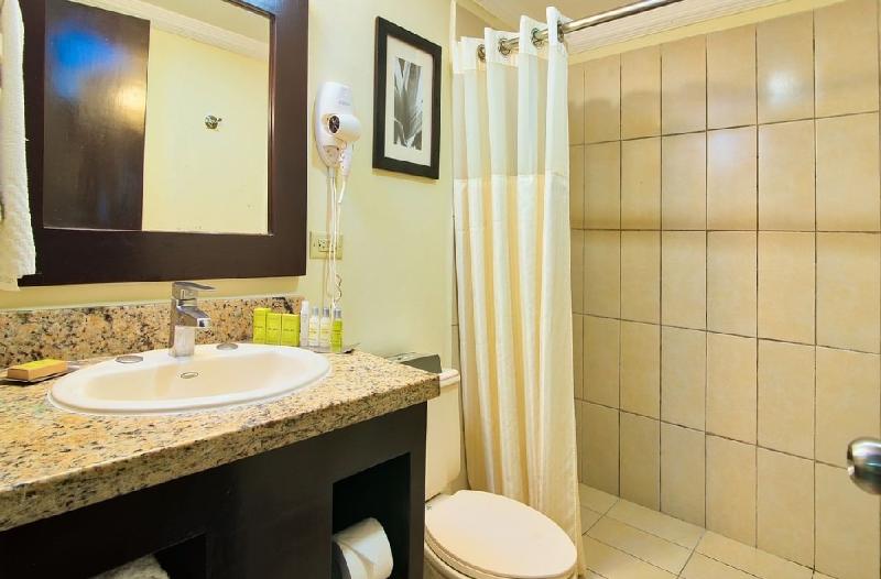 اتاق استاندارد, Fiesta Resort Central Pacific   All Inclusive