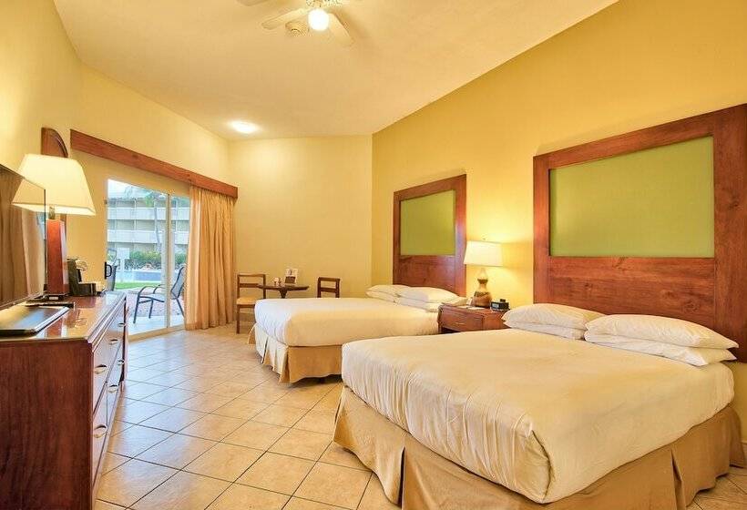 غرفه قياسيه سريرين مزدوجين, Fiesta Resort Central Pacific All Inclusive