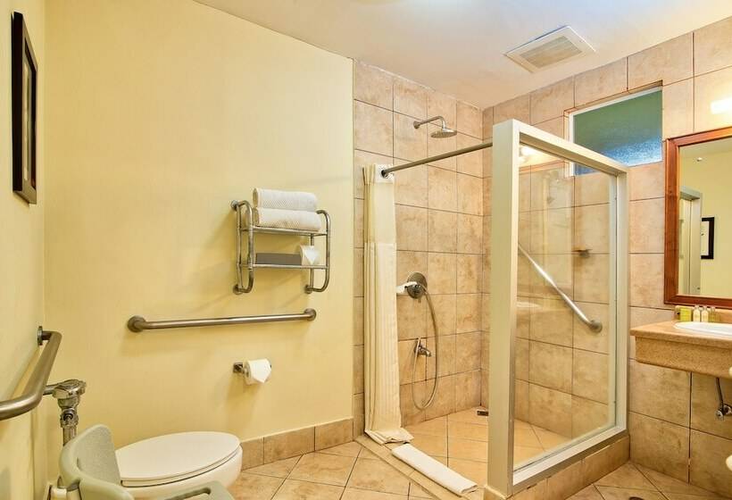 غرفه قياسيه سريرين مزدوجين, Fiesta Resort Central Pacific All Inclusive