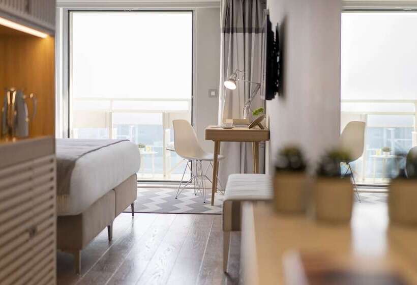 バルコニーつきオーシャンビュースーペリアルーム, Bellevue Dubrovnik