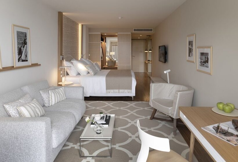 オーシャンビューデラックスルームバルコニー付き, Bellevue Dubrovnik