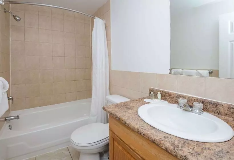 اتاق استاندارد با 2 تخت دوبل, Knights Inn London Ontario