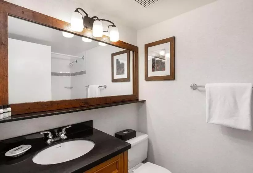 سوییت, Tantalus Resort Lodge