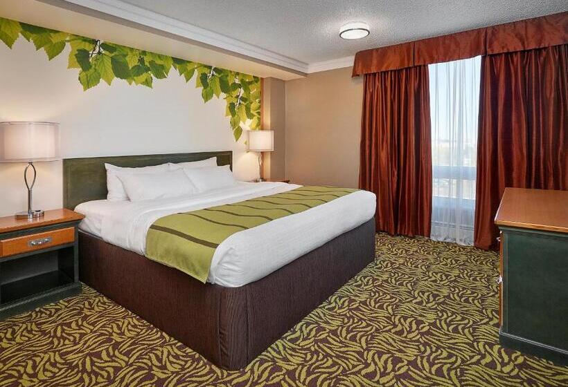キングサイズベッドのデラックススイート, Varscona Hotel On Whyte