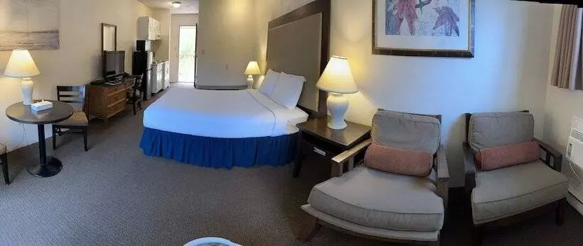 クイーンサイズベッドのスタンダードルーム, Wessex Inn By The Sea