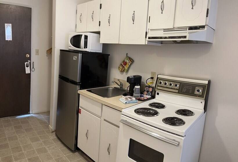 חדר סטנדרט עם מיטת קווין, Wessex Inn By The Sea