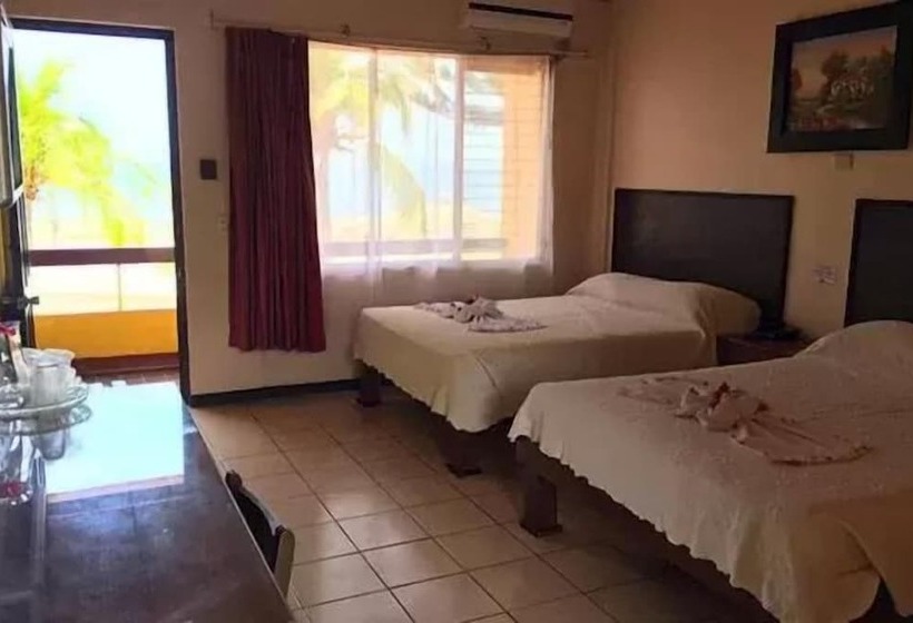 اتاق خانوادگی با چشم‌انداز دریا, Yadran