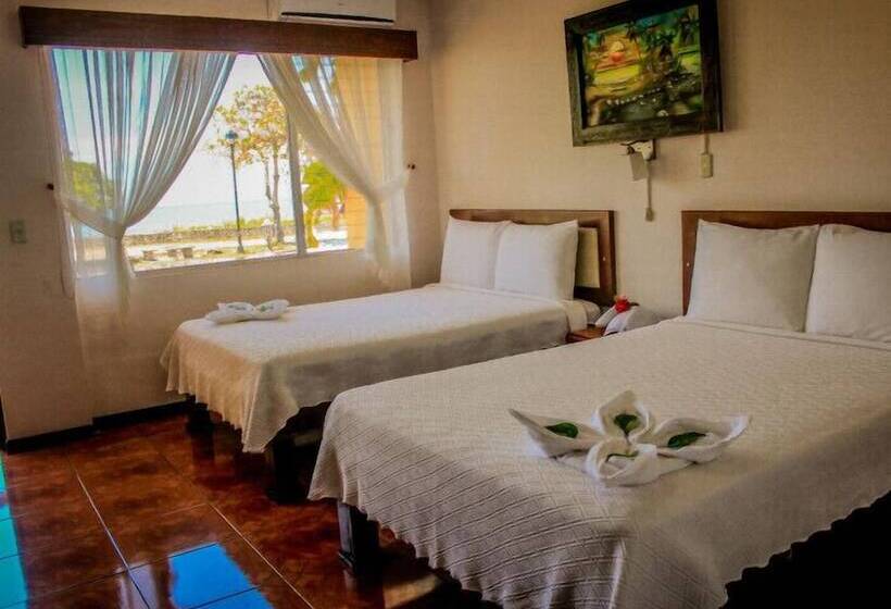 اتاق خانوادگی با چشم‌انداز دریا, Yadran