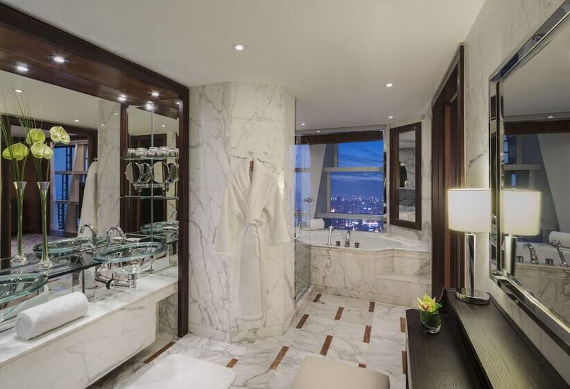 سوییت, Grand Hyatt Shanghai