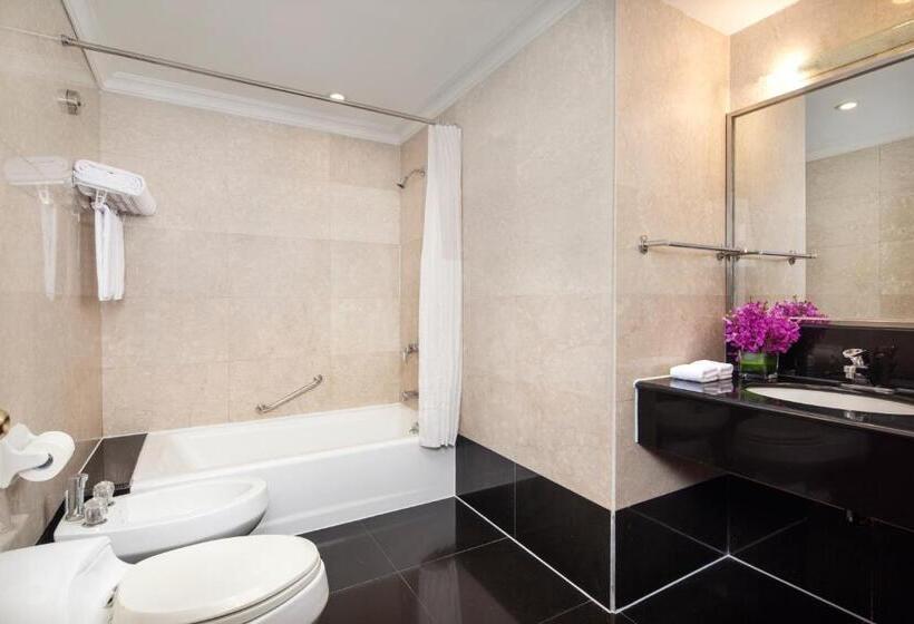 Quarto Superior, Jin Jiang Pacific