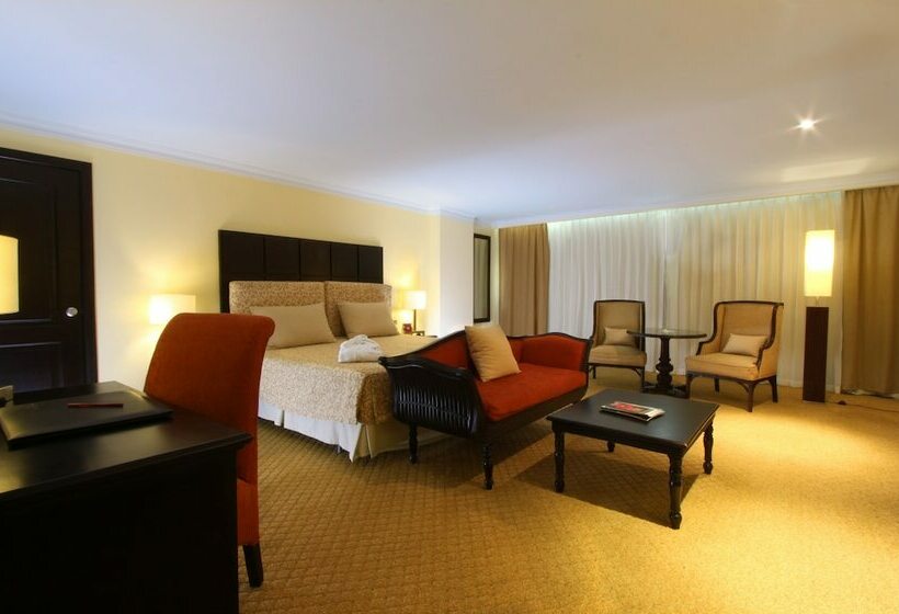 سوییت جونیور لوکس, Dominican Fiesta