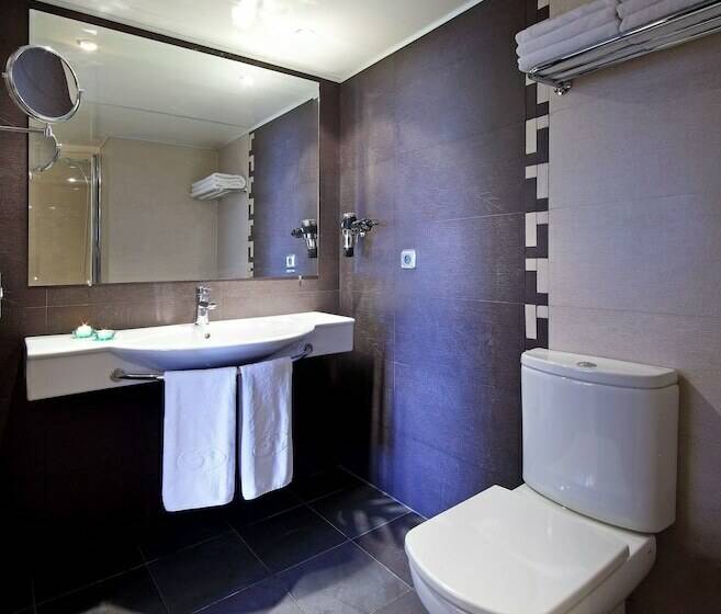 سوییت جونیور لوکس, Dominican Fiesta