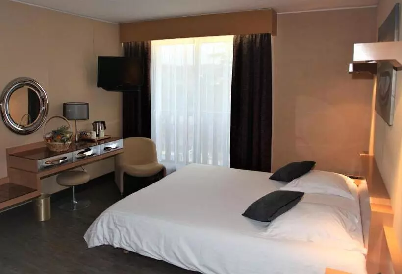اتاق استاندارد, Amirauté Hôtel Golf Deauville