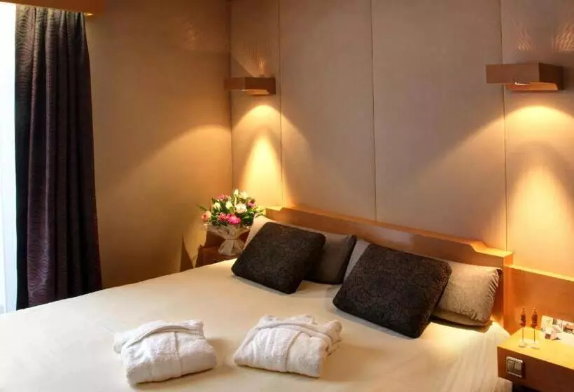 اتاق استاندارد, Amirauté Hôtel Golf Deauville