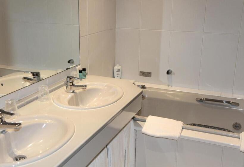 סוויטה, Amirauté Hôtel Golf Deauville