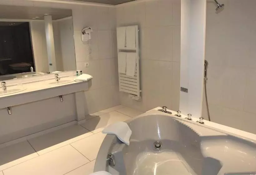 سوییت سوپریور, Amirauté Hôtel Golf Deauville