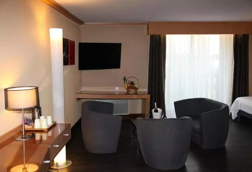 سوییت سوپریور, Amirauté Hôtel Golf Deauville