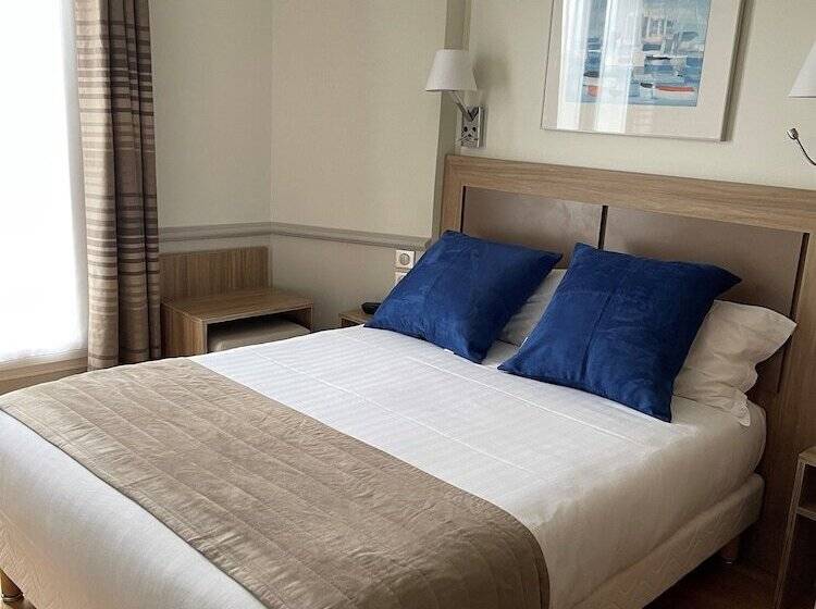 スタンダードルーム, Apollinaire