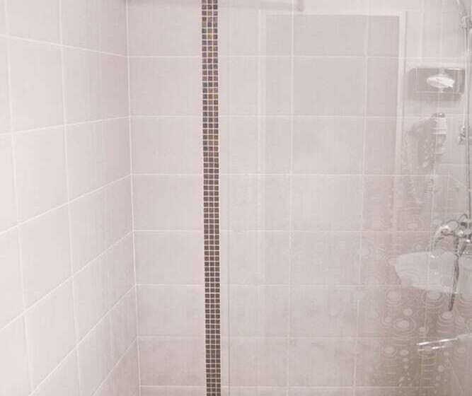 חדר סופריור, Astoria