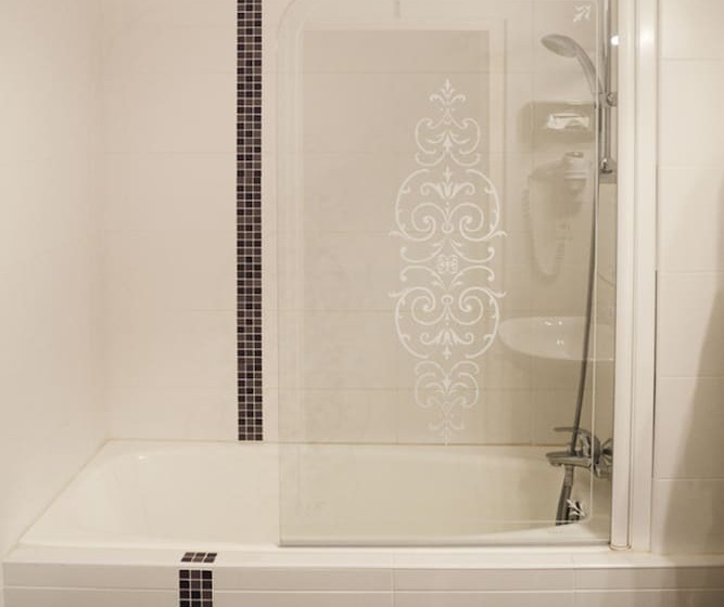 חדר סופריור, Astoria