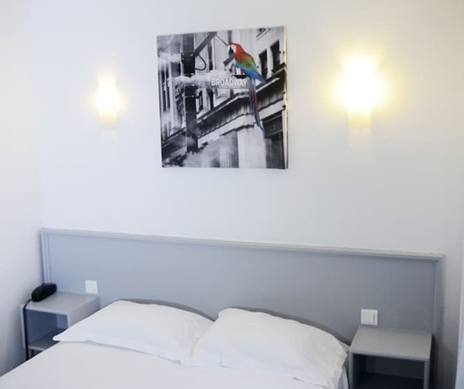 חדר סטנדרט, Astoria