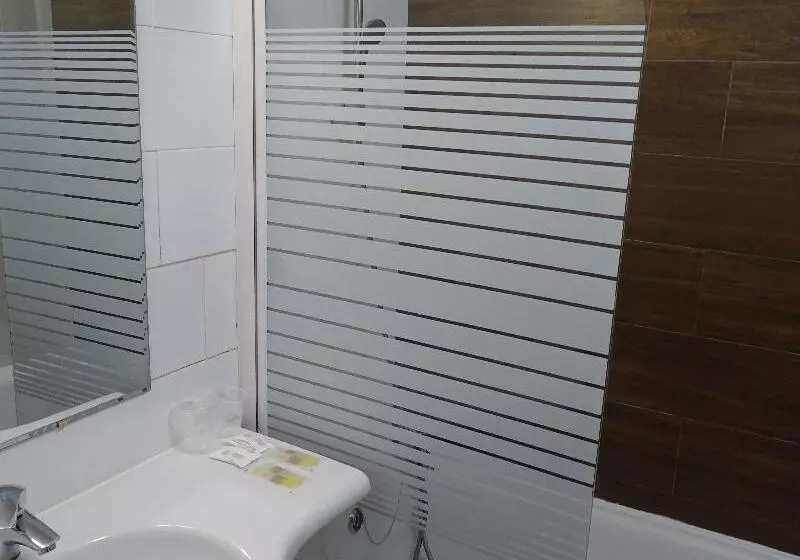 スタンダードルーム, Euro Hôtel Paris Créteil