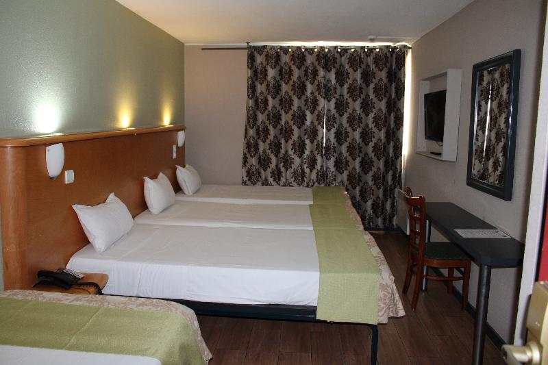 غرفة قياسية رباعية, Euro Hôtel Paris Créteil