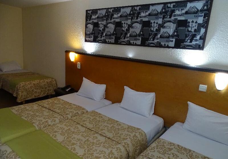 غرفة قياسية رباعية, Euro Hôtel Paris Créteil
