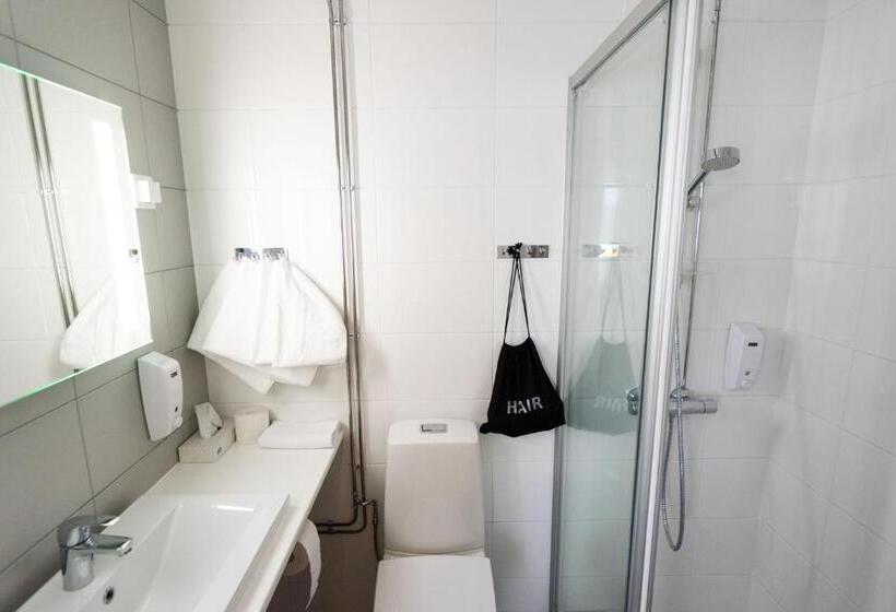 חדר קומפורט יחיד, Hirvi