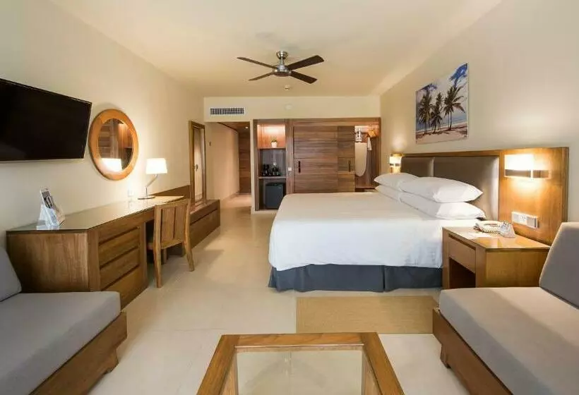 اتاق سوپریور با چشمانداز دریا, Occidental Punta Cana All Inclusive
