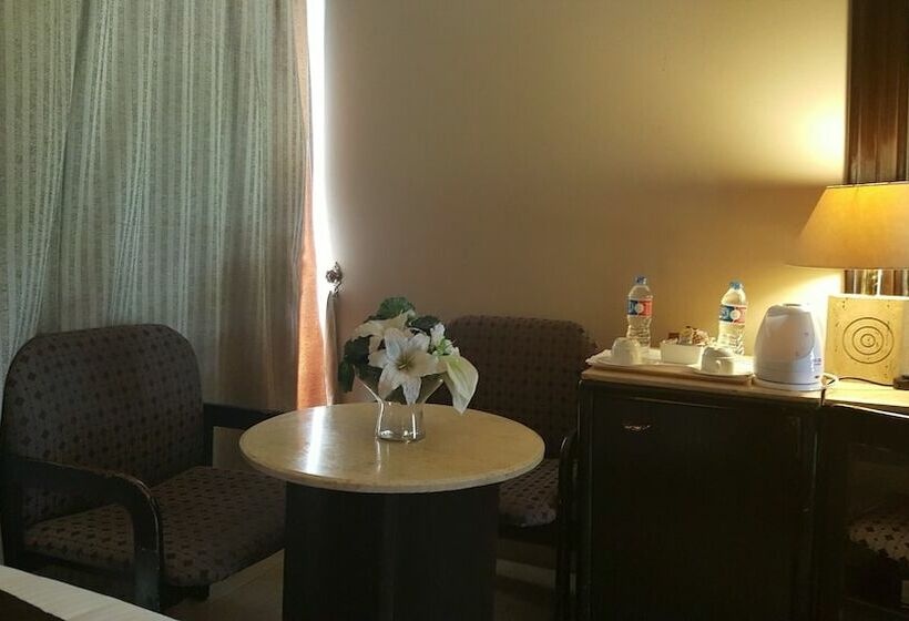 اتاق استاندارد, Pyramids Park Resort Cairo