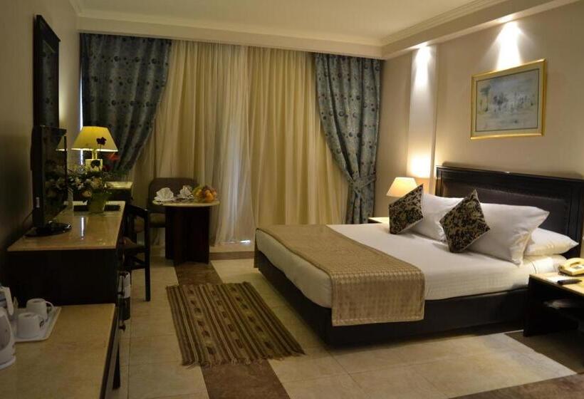 اتاق استاندارد, Pyramids Park Resort Cairo