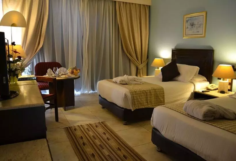 スタンダードルーム, Pyramids Park Resort Cairo