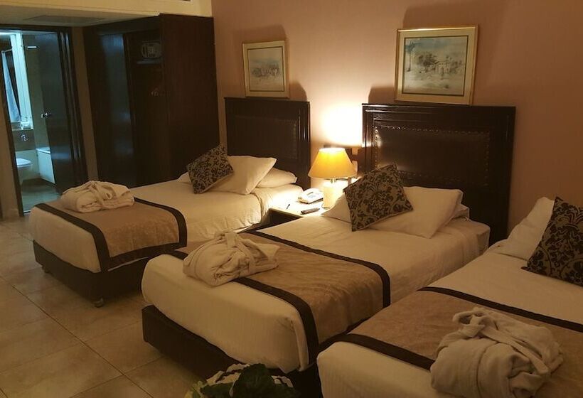 اتاق استاندارد سه نفره, Pyramids Park Resort Cairo