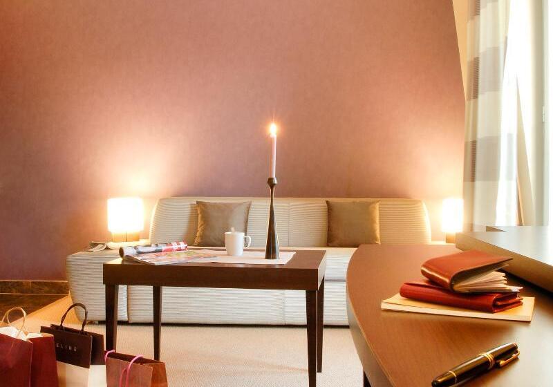 スタンダードスタジオ, Aparthotel Adagio Paris Haussmann Champs Elysées