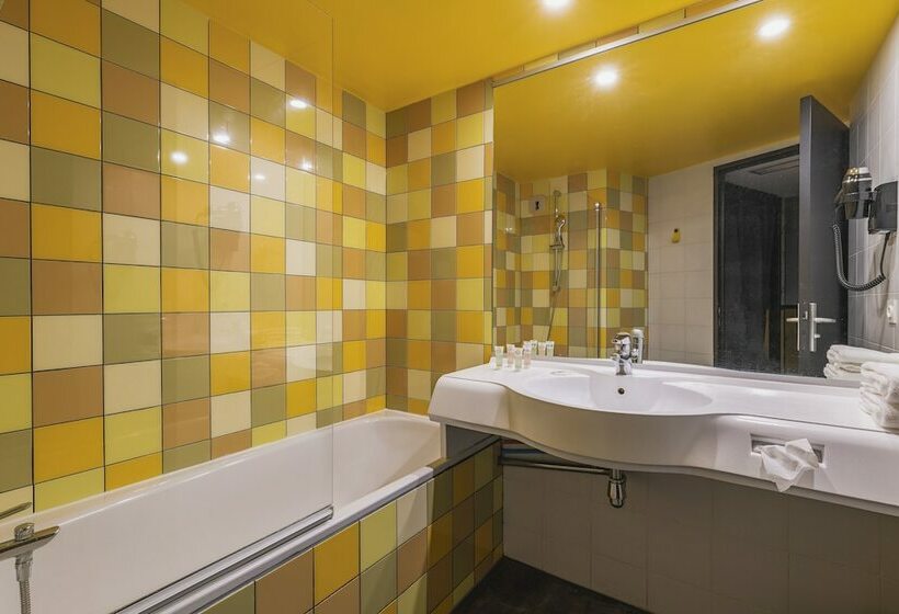 غرفة عائلية, Best Western Hôtel Grand Parc Marne La Vallée