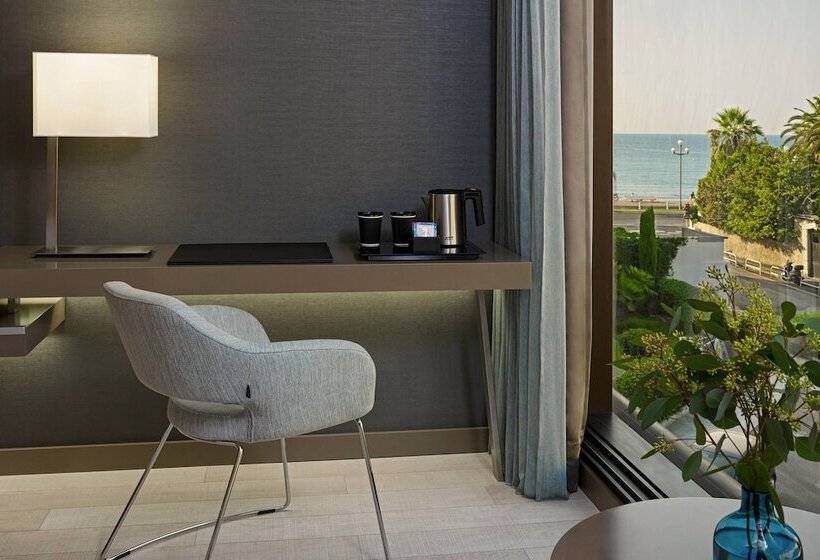غرفة ديلوكس ذات إطلالة جانبية على البحر, Ac Hotel By Marriott Nice