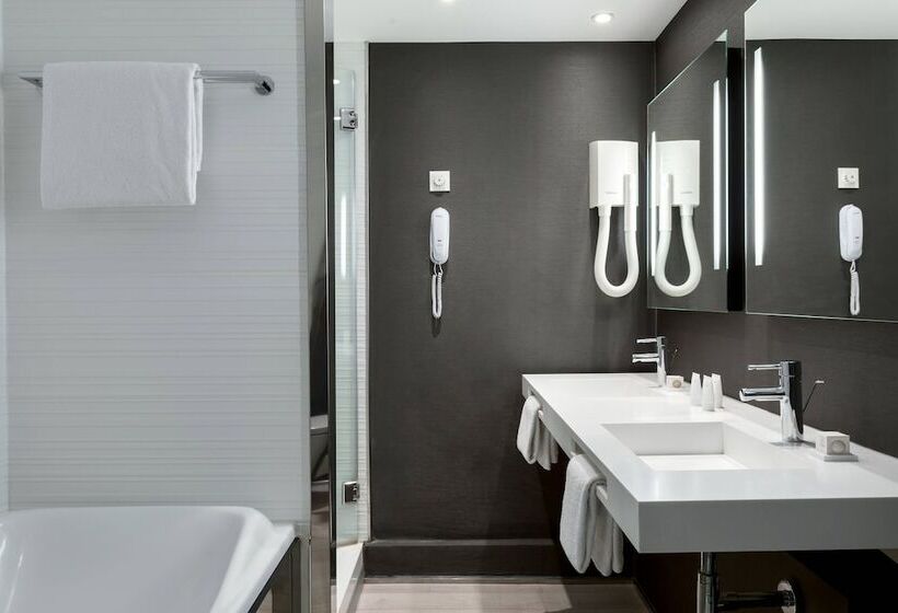 جناح ذو إطلالة جانبية على البحر, Ac Hotel By Marriott Nice