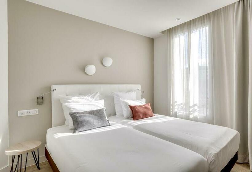 コンフォートルーム, Courseine