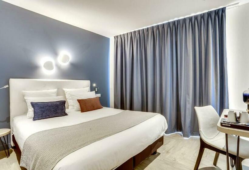 コンフォートルーム, Courseine